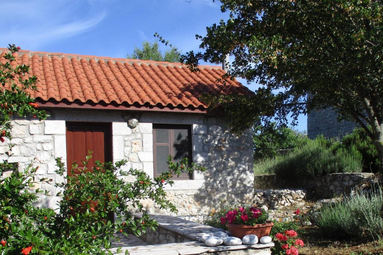 Arcadian Stone House In A Quiet Landscape, Leonidion Villa Poúlithra Exterior foto